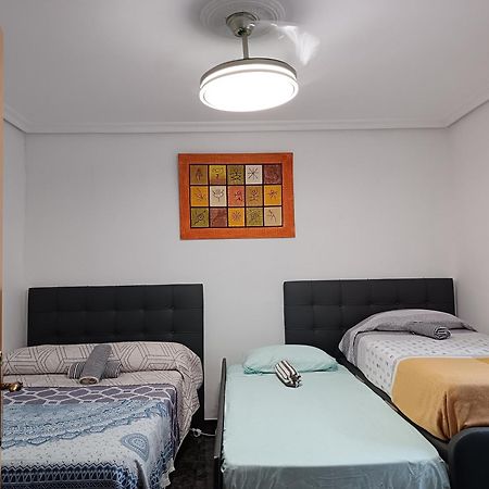 Casa Oasis Puertollano, Una Casa Rural En Puertollano, Agradable, Con Piscina En Zona Tranquila Extérieur photo