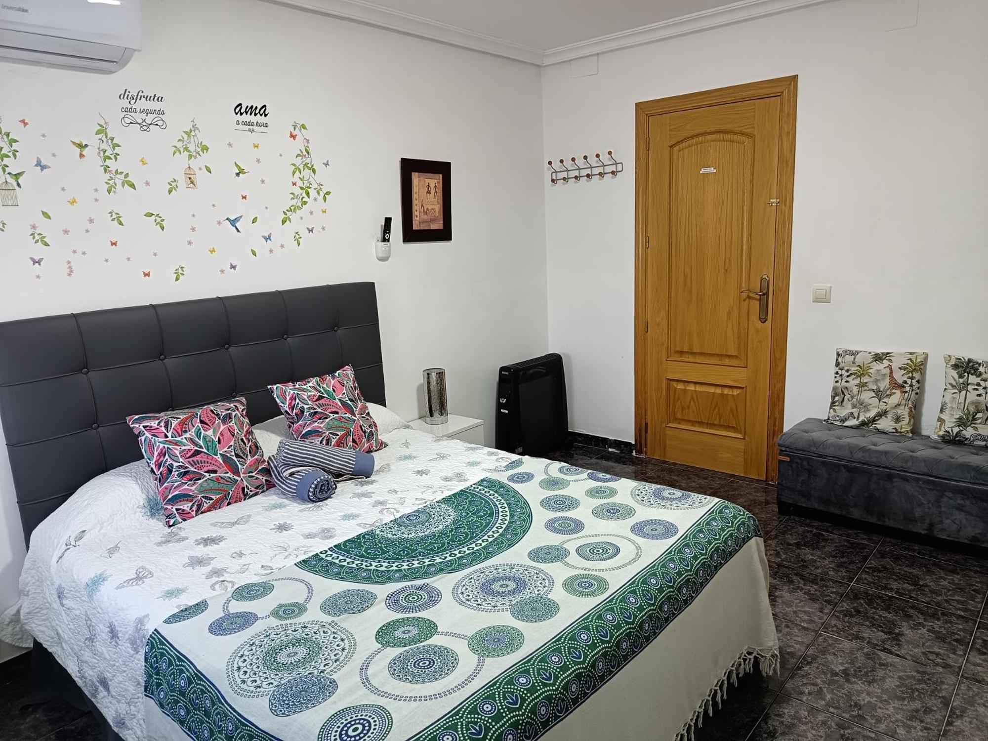 Casa Oasis Puertollano, Una Casa Rural En Puertollano, Agradable, Con Piscina En Zona Tranquila Extérieur photo